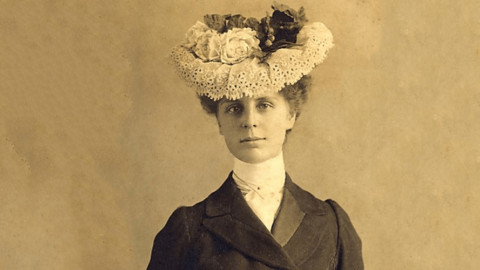Dr. Leonie von Zesch